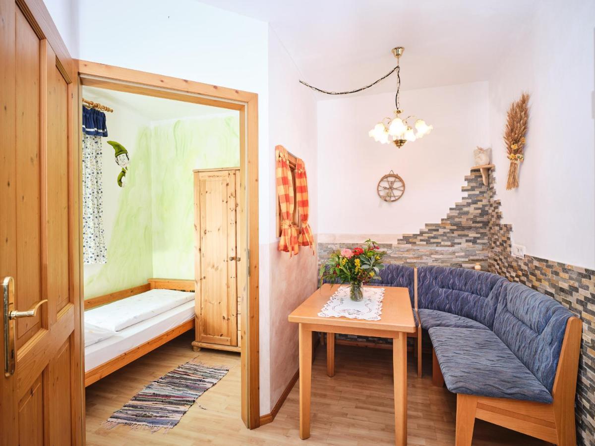 Zwergerlhof Apartment Loich Ngoại thất bức ảnh